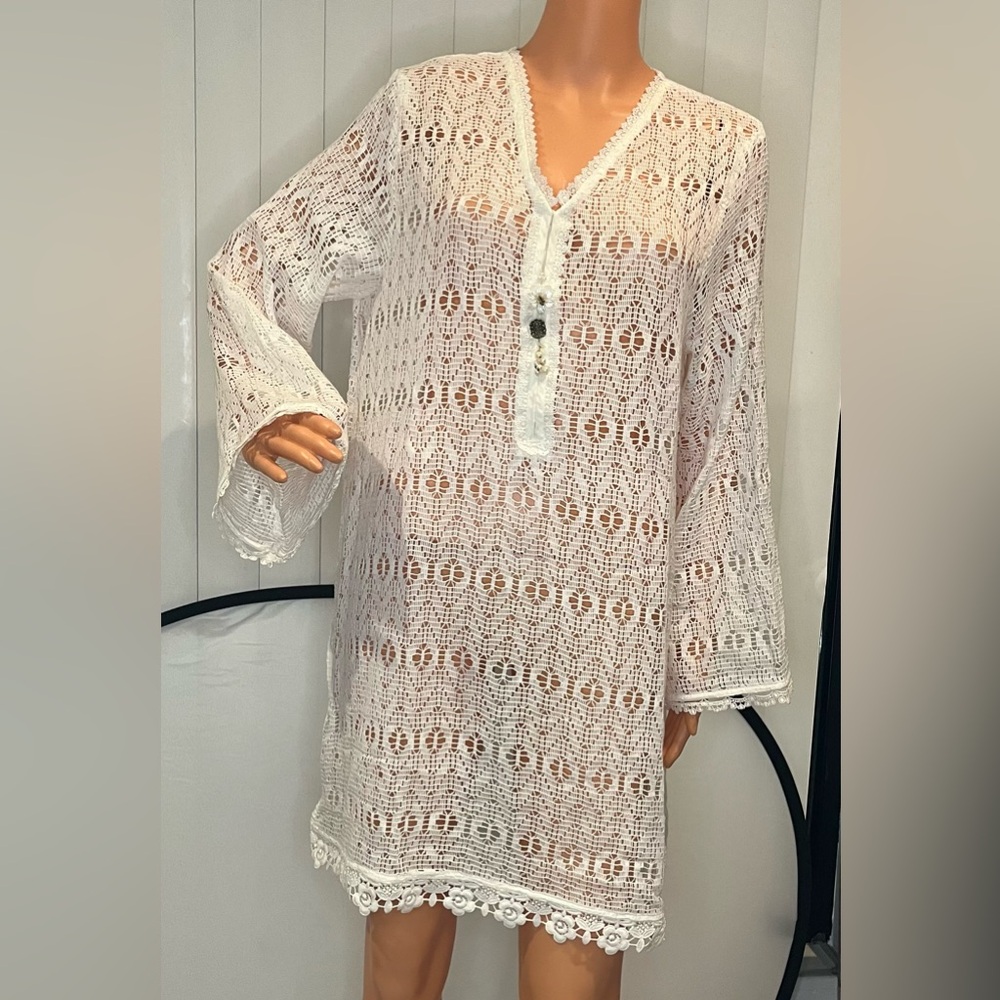 Elegant White Lace Swim Cover-Up